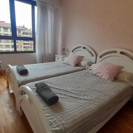 Zuberoa- Vistas, Terraza Y Parking Apartment *